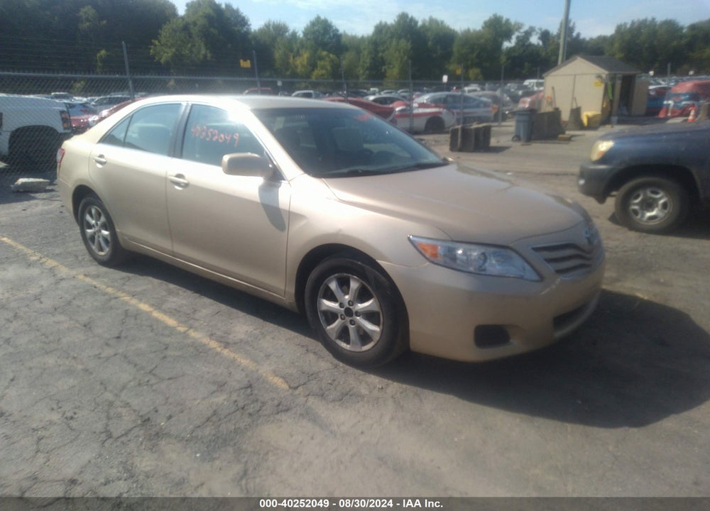2011 TOYOTA CAMRY LE VIN: 4T1BF3EK4BU636818