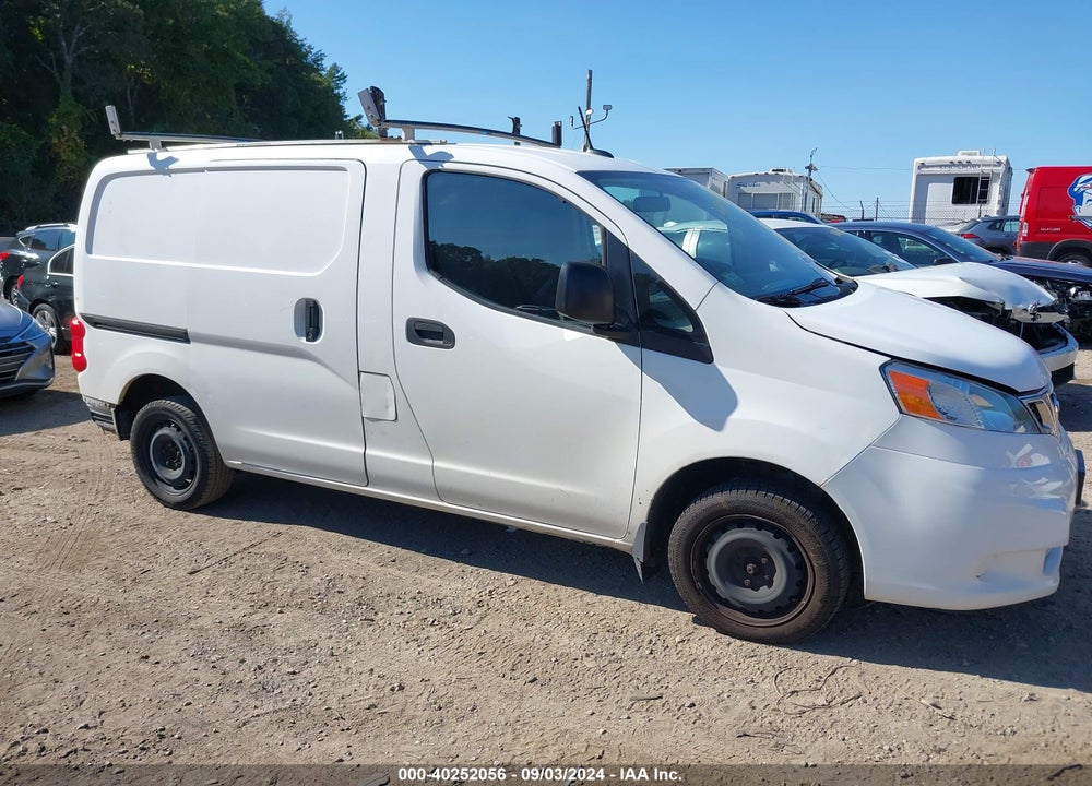 2015 NISSAN NV200 SV VIN: 3N6CM0KN7FK706567