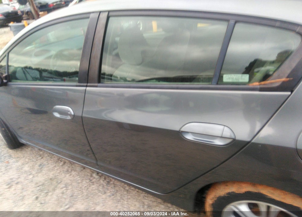 2010 HONDA INSIGHT VIN: JHMZE2H77AS037542