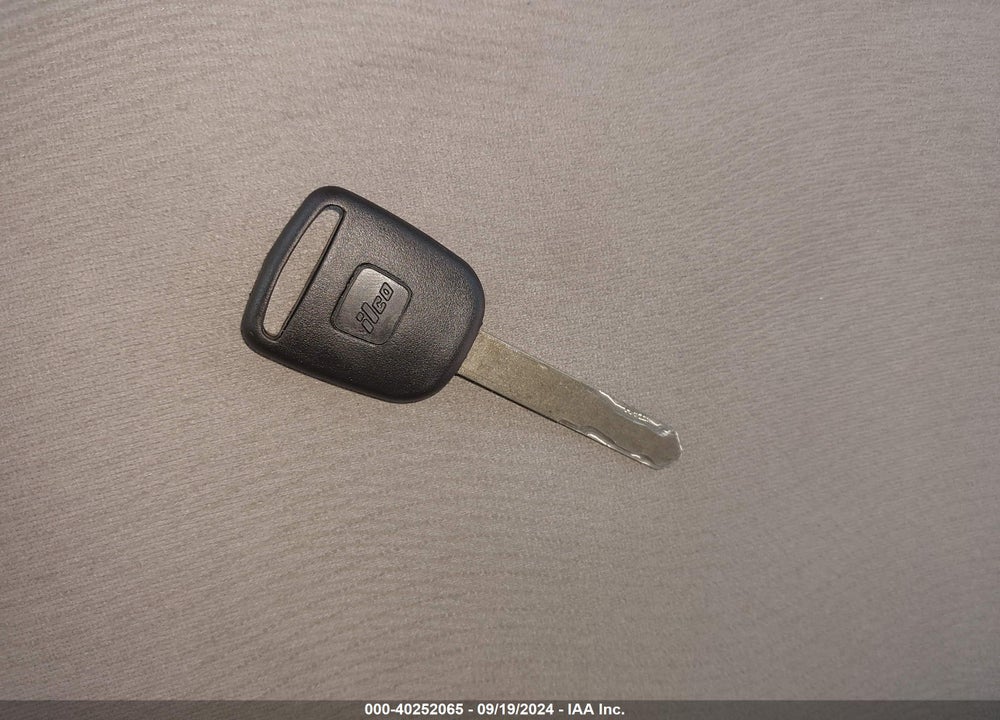 2010 HONDA INSIGHT VIN: JHMZE2H77AS037542