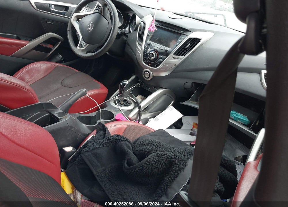 2012 HYUNDAI VELOSTER BASE W/RED/BLACK VIN: KMHTC6AD3CU036640