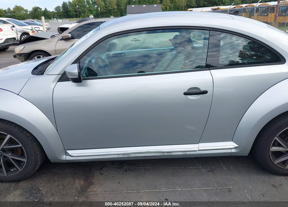 2015 VOLKSWAGEN BEETLE 1.8T CLASSIC VIN: 3VWF17AT3FM656527