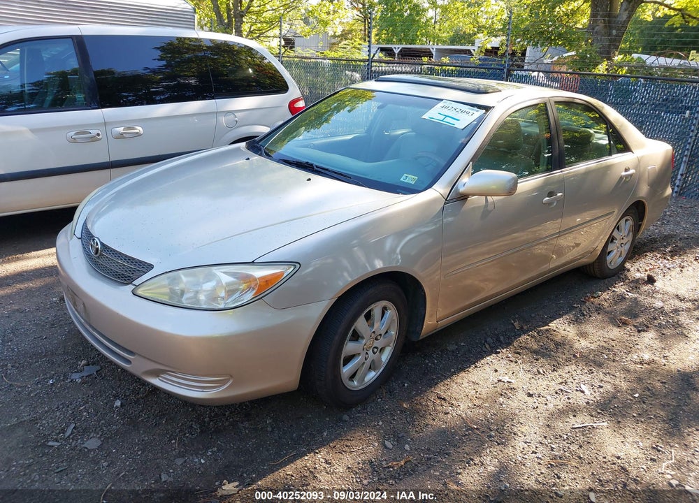 2002 TOYOTA CAMRY XLE VIN: 4T1BE30K42U579112