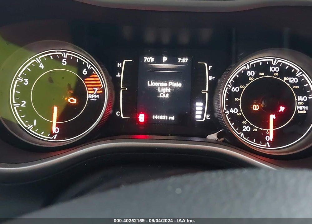 2016 JEEP CHEROKEE LATITUDE VIN: 1C4PJLCB9GW136094