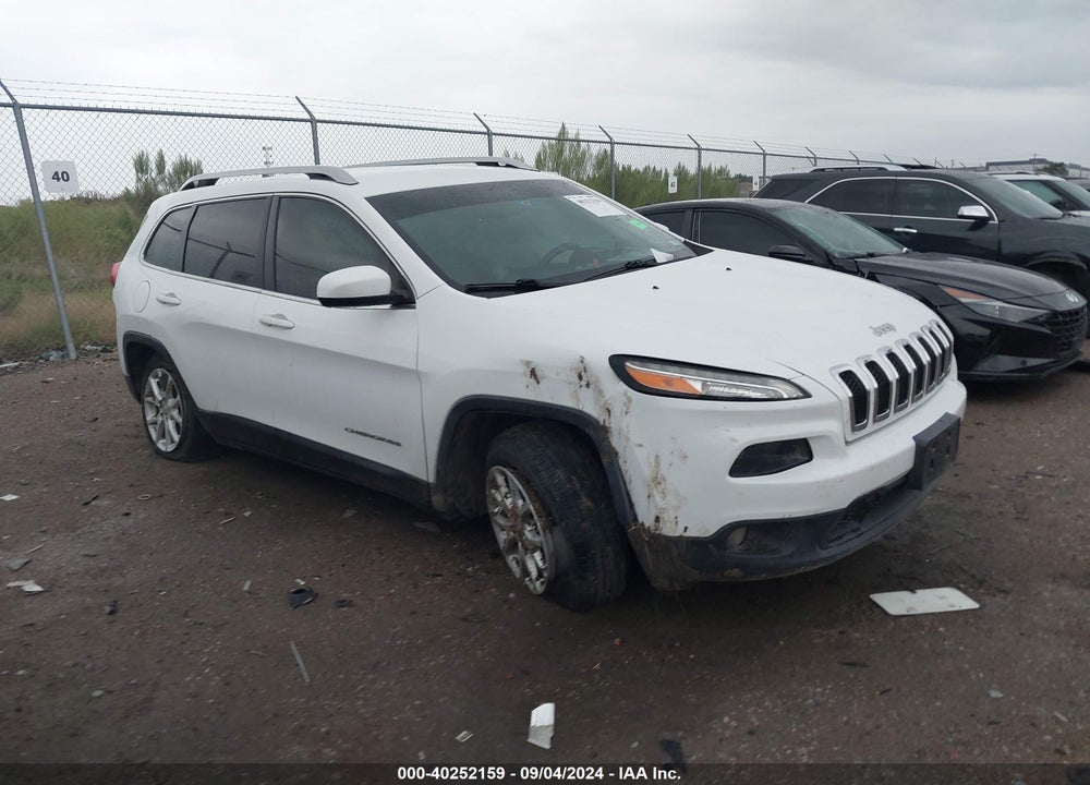2016 JEEP CHEROKEE LATITUDE VIN: 1C4PJLCB9GW136094