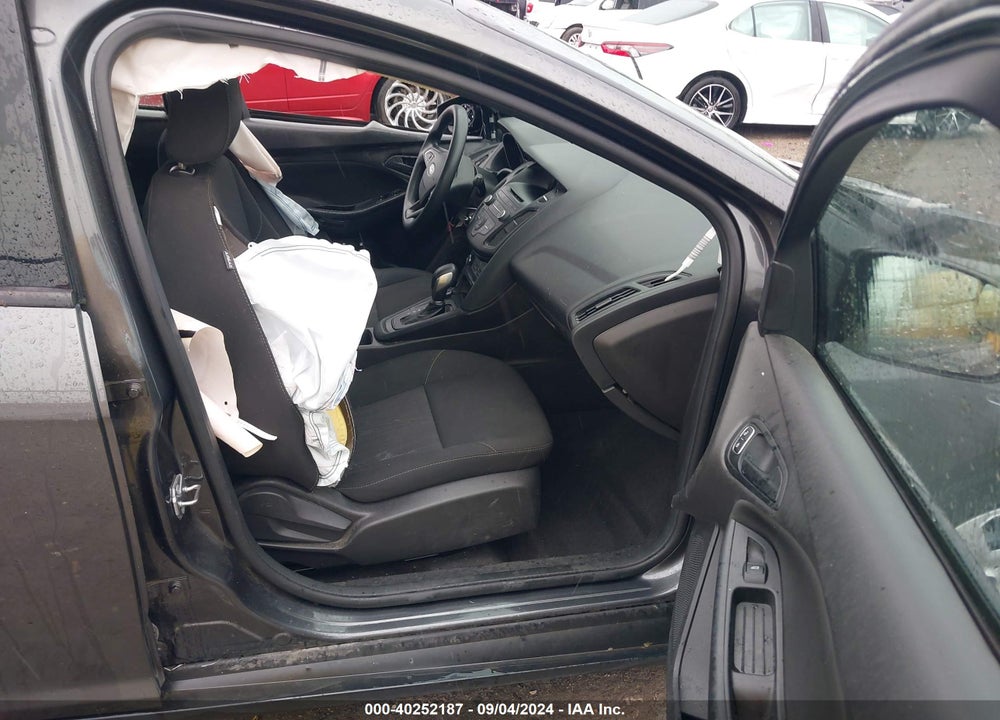 2017 FORD FOCUS S VIN: 1FADP3E2XHL322640