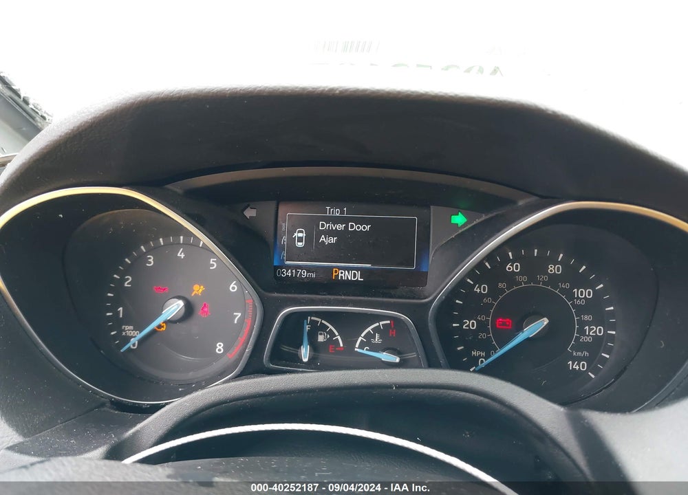 2017 FORD FOCUS S VIN: 1FADP3E2XHL322640
