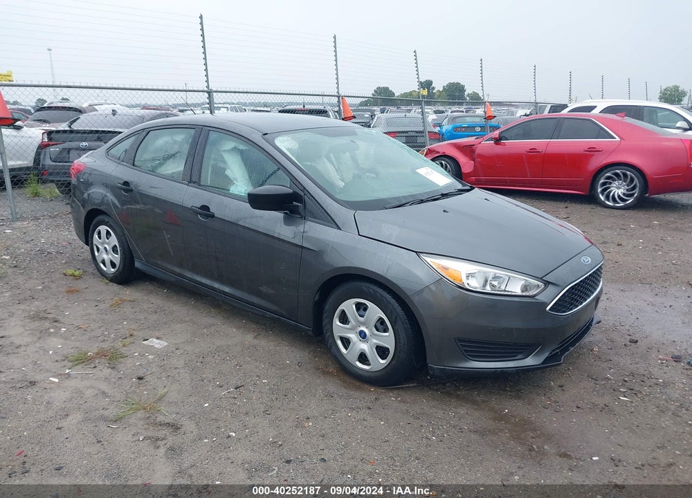 2017 FORD FOCUS S VIN: 1FADP3E2XHL322640