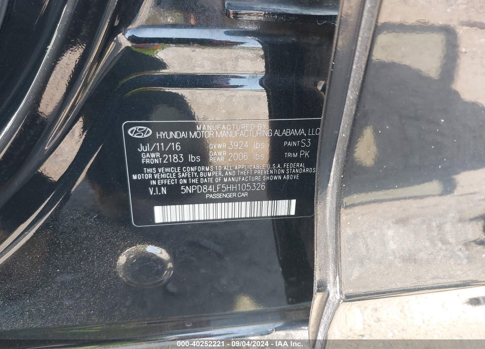 2017 HYUNDAI ELANTRA SE VIN: 5NPD84LF5HH105326