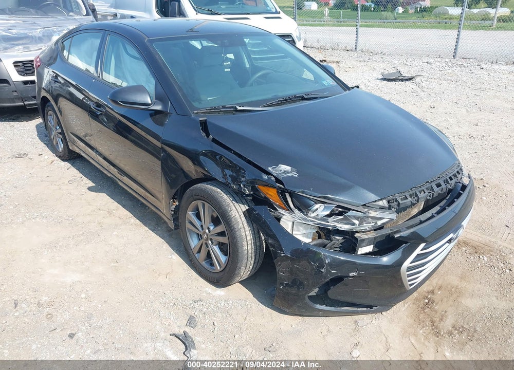 2017 HYUNDAI ELANTRA SE VIN: 5NPD84LF5HH105326
