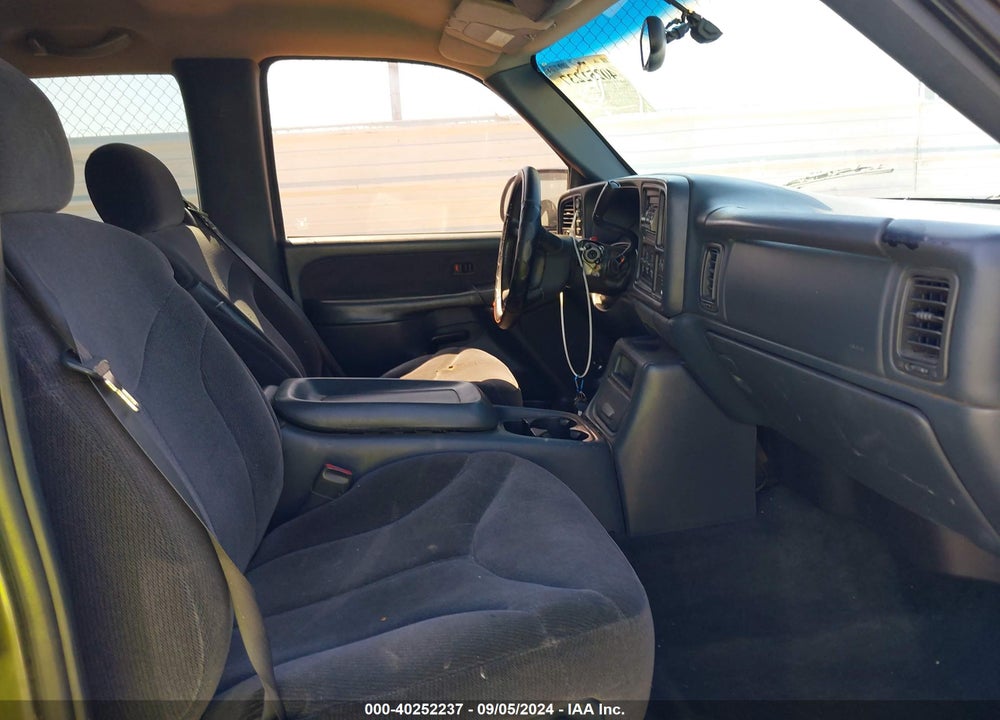 2000 GMC SIERRA 1500 SLE VIN: 1GTEK19TXYZ208591