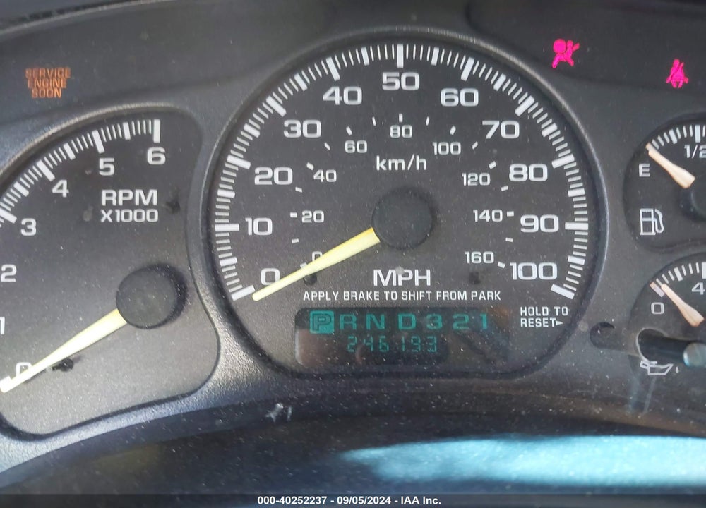 2000 GMC SIERRA 1500 SLE VIN: 1GTEK19TXYZ208591