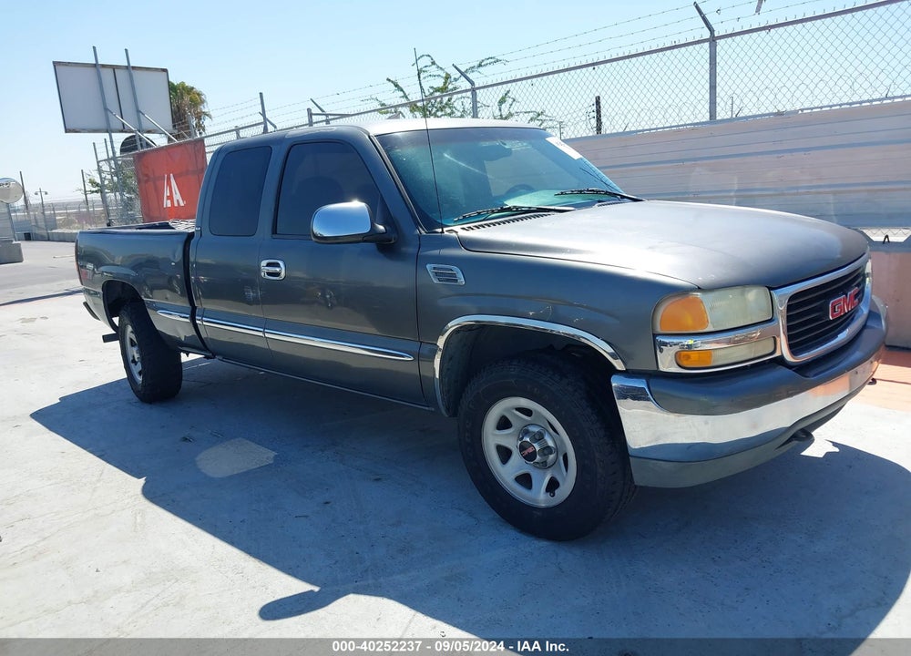 2000 GMC SIERRA 1500 SLE VIN: 1GTEK19TXYZ208591