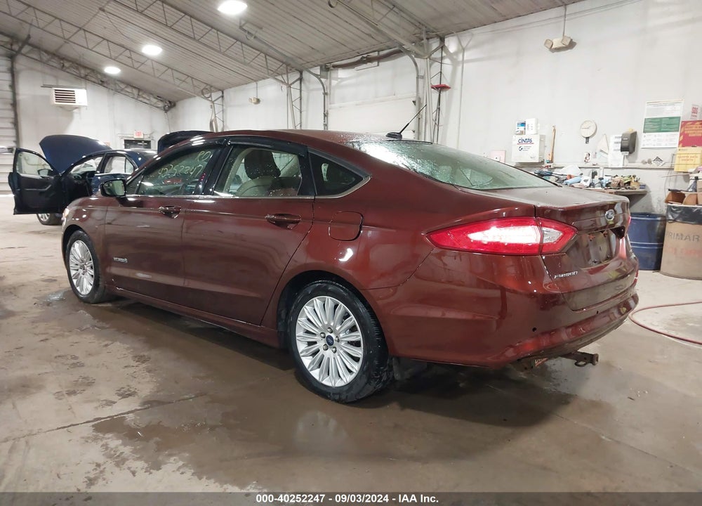 2015 FORD FUSION HYBRID SE VIN: 3FA6P0LU4FR204013