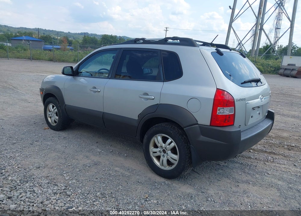 2007 HYUNDAI TUCSON LIMITED/SE VIN: KM8JN72D47U589146