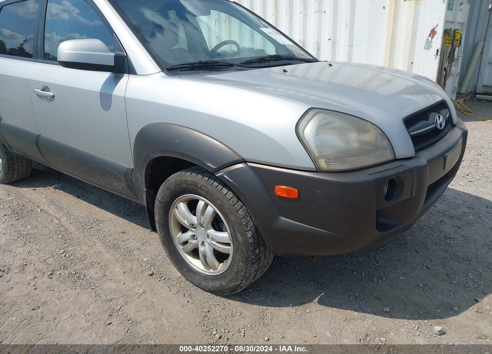 2007 HYUNDAI TUCSON LIMITED/SE VIN: KM8JN72D47U589146