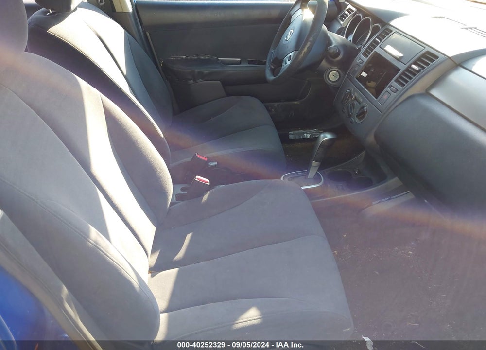 2009 NISSAN VERSA VIN: 3N1BC13E29L457392