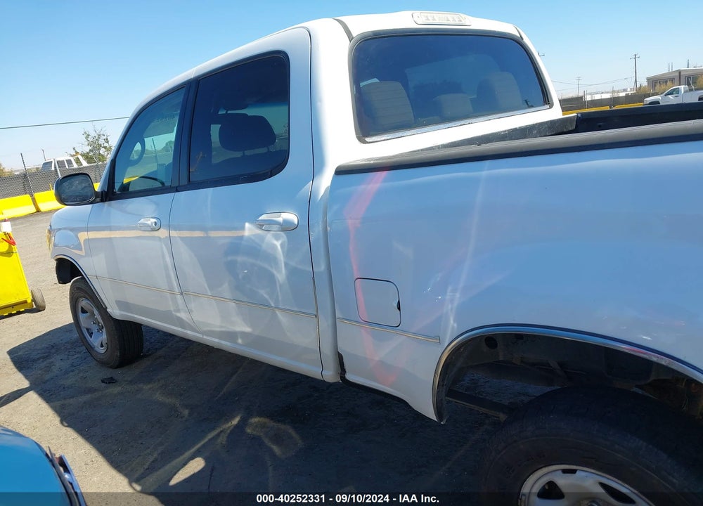 2004 TOYOTA TUNDRA SR5 V8 VIN: 5TBDT44194S450163