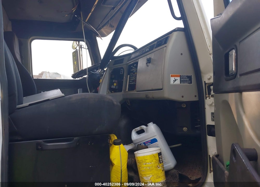 2016 WESTERN STAR DUMP TRUCK VIN: 5KKSAVDY6GLHC8081