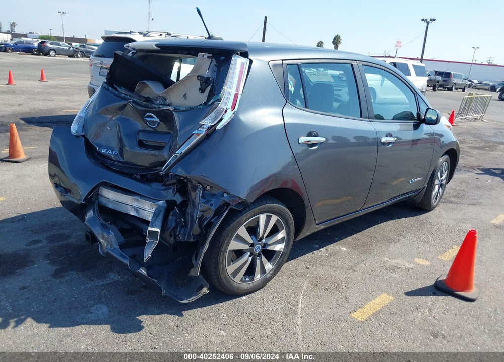 2013 NISSAN LEAF SL VIN: 1N4AZ0CP8DC415998