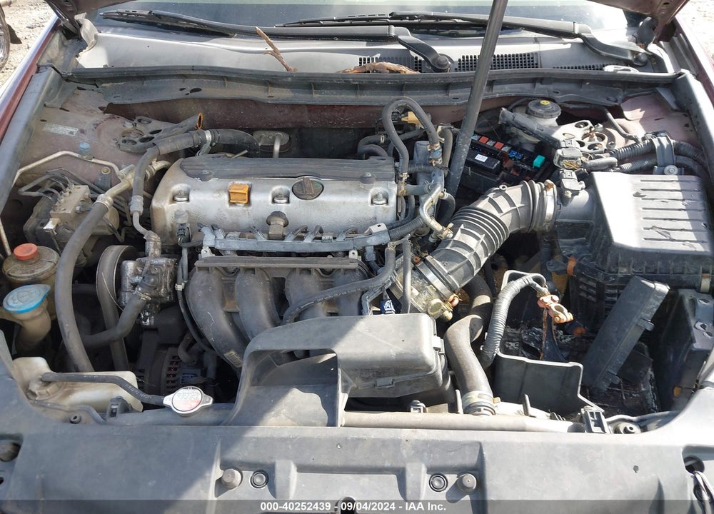 2010 HONDA ACCORD 2.4 EX VIN: 1HGCP2F75AA005782