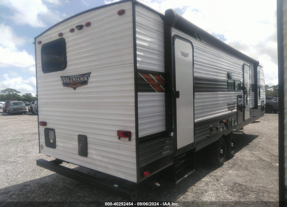 2022 FOREST RIVER WILDWOOD TRAVEL TRAILER VIN: 4X4TWDB2XNA276618