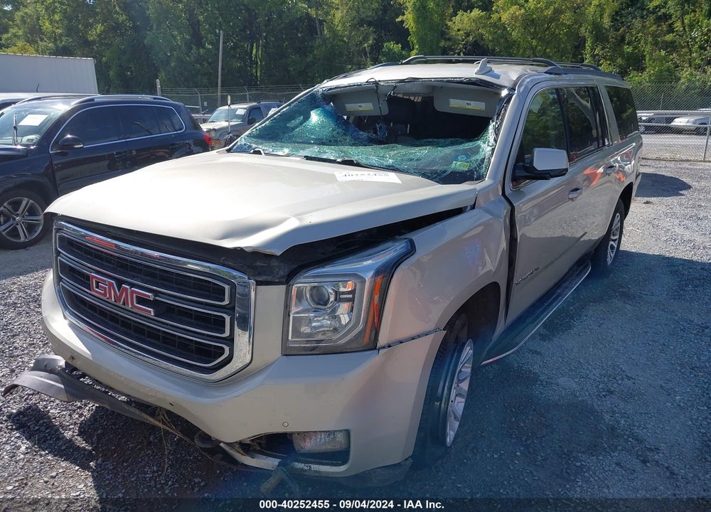 2017 GMC YUKON XL SLT VIN: 1GKS2GKC0HR319476