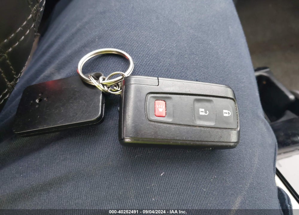 2007 TOYOTA PRIUS VIN: JTDKB20U177689842
