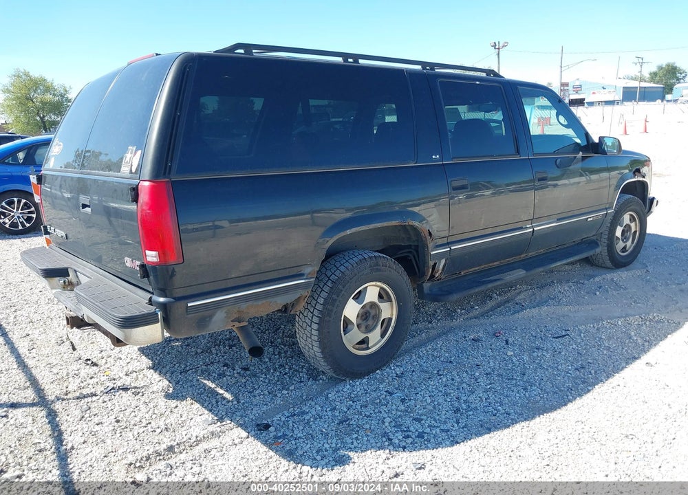 1998 GMC SUBURBAN 1500 SL VIN: 3GKFK16R1WG512438