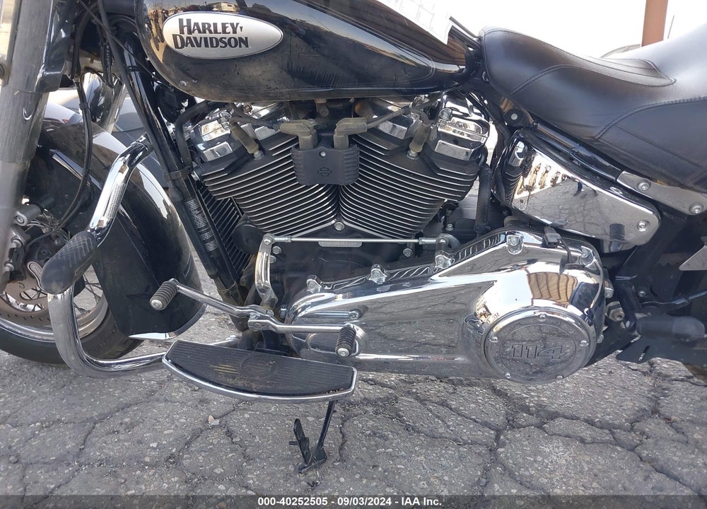 2022 HARLEY-DAVIDSON FLHCS VIN: 1HD1YBK18NB031571