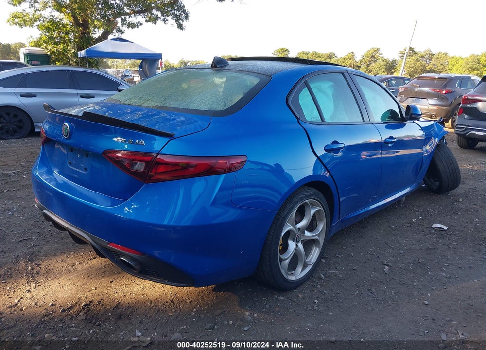 2018 ALFA ROMEO GIULIA TI SPORT AWD VIN: ZARFAEEN3J7575121