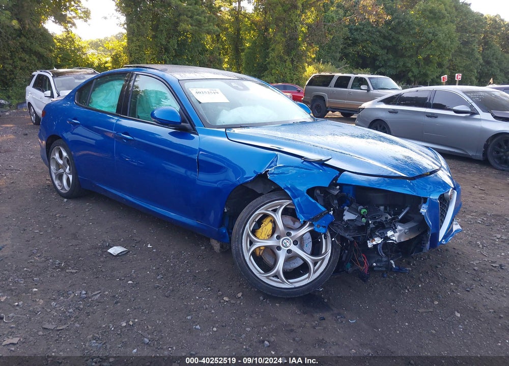 2018 ALFA ROMEO GIULIA TI SPORT AWD VIN: ZARFAEEN3J7575121