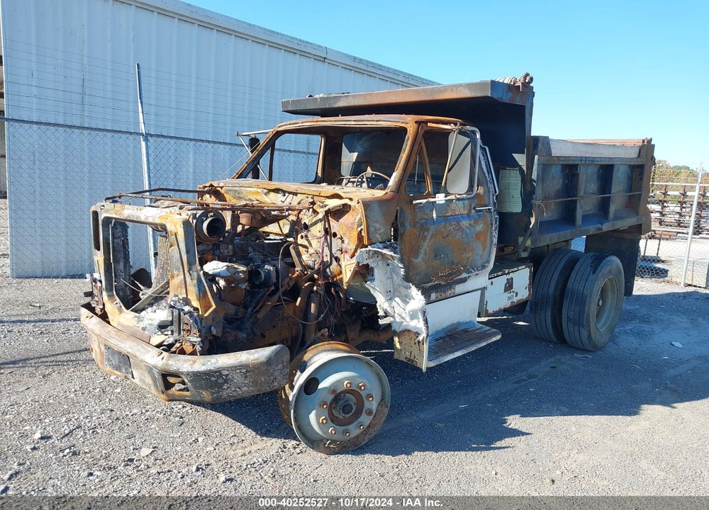 1990 FORD F800 F VIN: 1FDXK84A0LVA13599