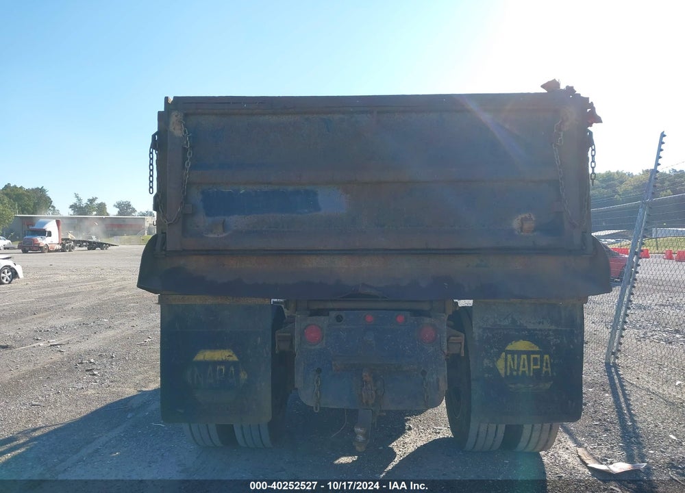 1990 FORD F800 F VIN: 1FDXK84A0LVA13599