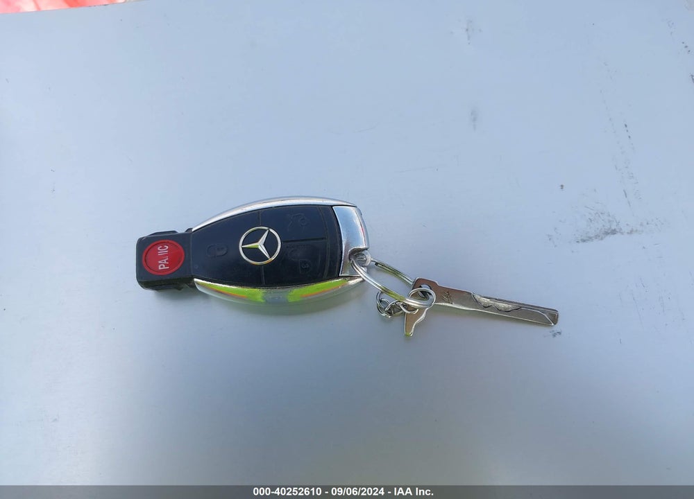 2007 MERCEDES-BENZ C 230 SPORT VIN: WDBRF52H37F919566