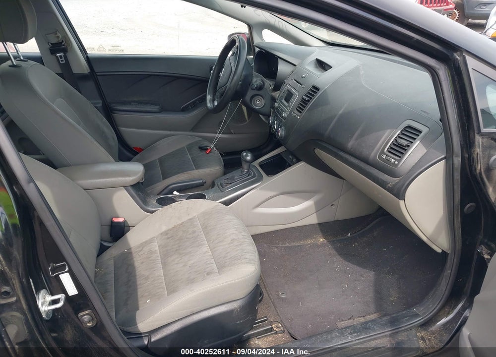 2016 KIA FORTE LX VIN: KNAFK4A61G5610126