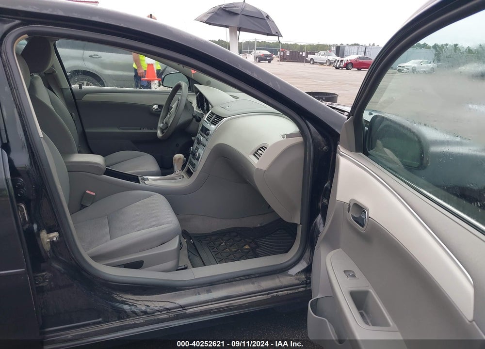 2011 CHEVROLET MALIBU LS VIN: 1G1ZB5E13BF269151