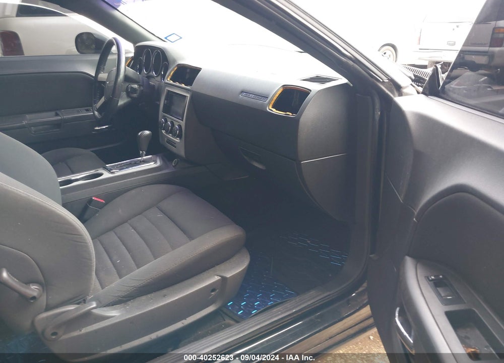 2009 DODGE CHALLENGER SE VIN: 2B3LJ44V99H522417