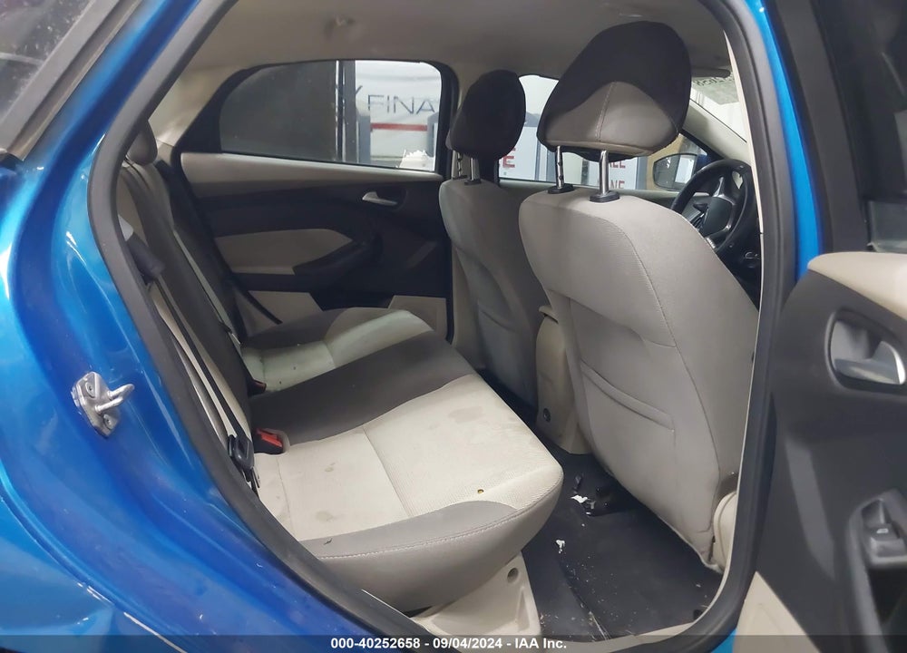 2014 FORD FOCUS SE VIN: 1FADP3F25EL259893
