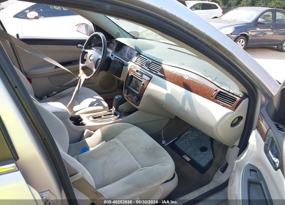 2011 CHEVROLET IMPALA LT VIN: 2G1WG5EK8B1182592