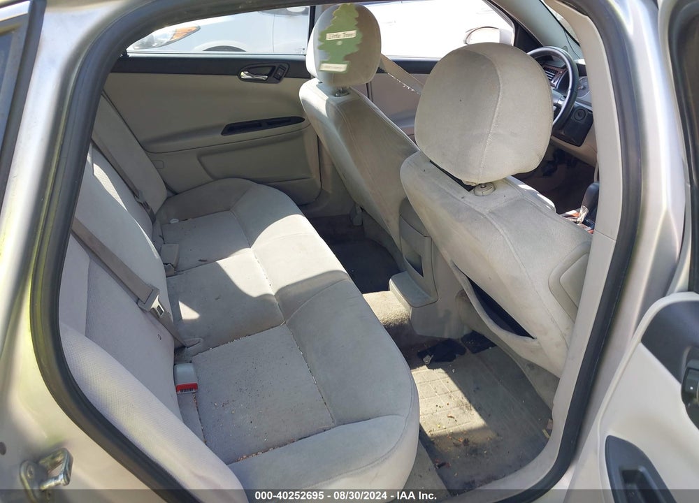 2011 CHEVROLET IMPALA LT VIN: 2G1WG5EK8B1182592