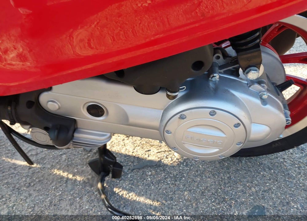 2022 VESPA PRIMAVERA/SPRINT 50 VIN: ZAPCA06B0N5104600
