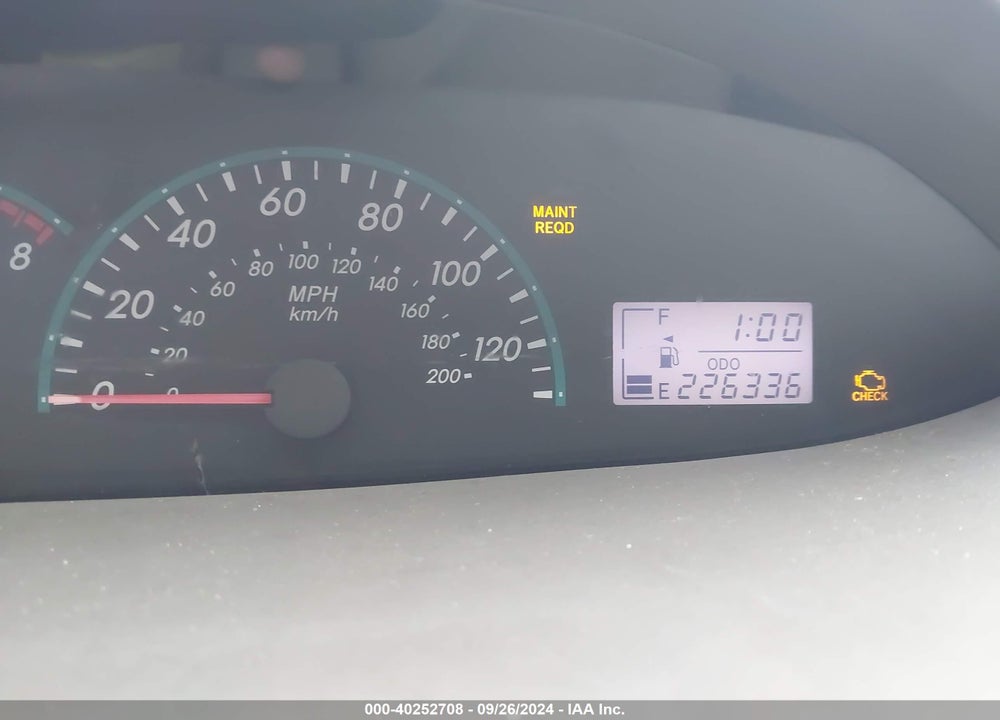 2009 TOYOTA YARIS VIN: JTDBT903394048273