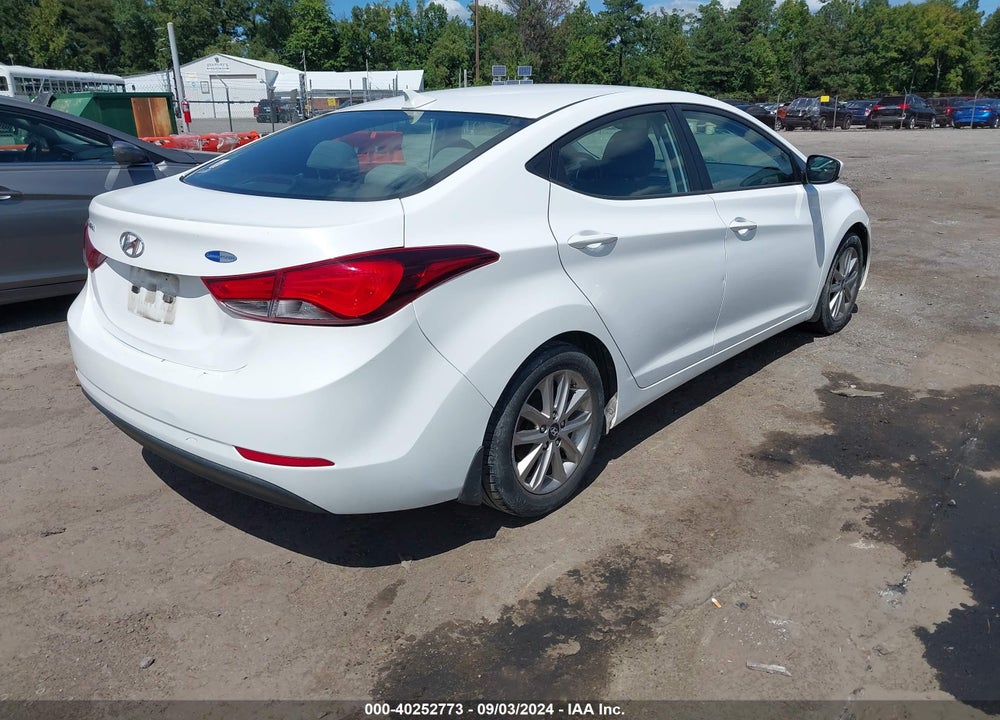 2014 HYUNDAI ELANTRA SE VIN: 5NPDH4AE9EH487415