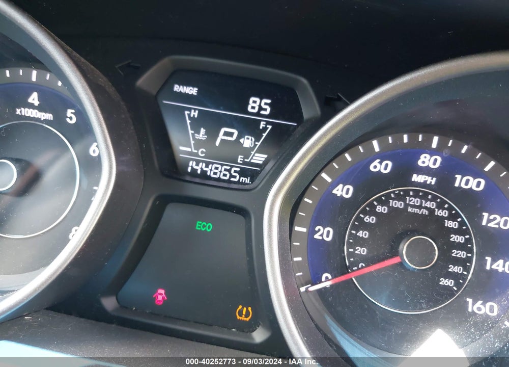 2014 HYUNDAI ELANTRA SE VIN: 5NPDH4AE9EH487415