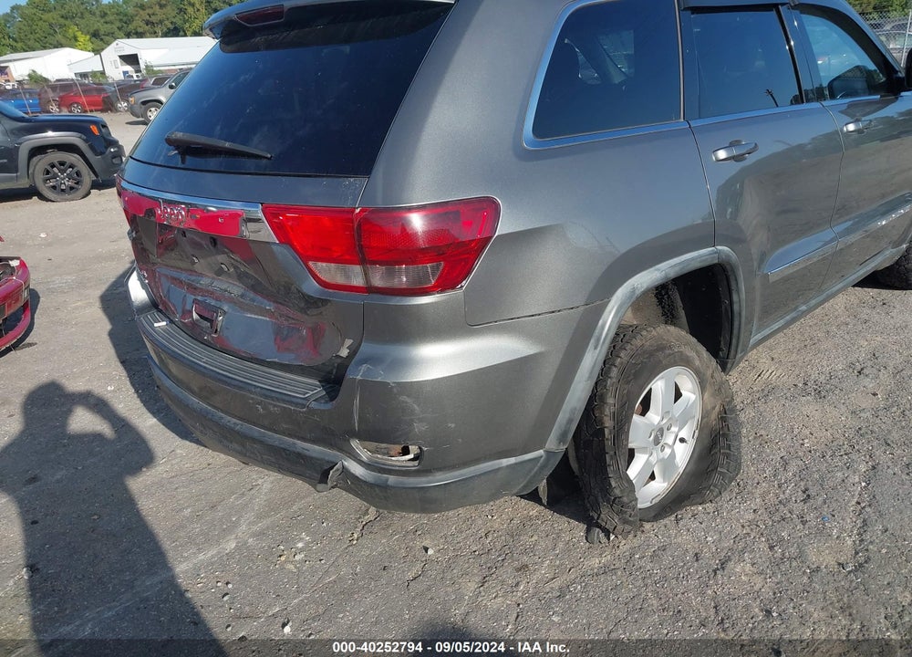 2011 JEEP GRAND CHEROKEE LAREDO VIN: 1J4RR4GG5BC622645