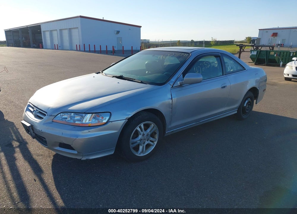 2001 HONDA ACCORD 3.0 EX VIN: 1HGCG22571A011233