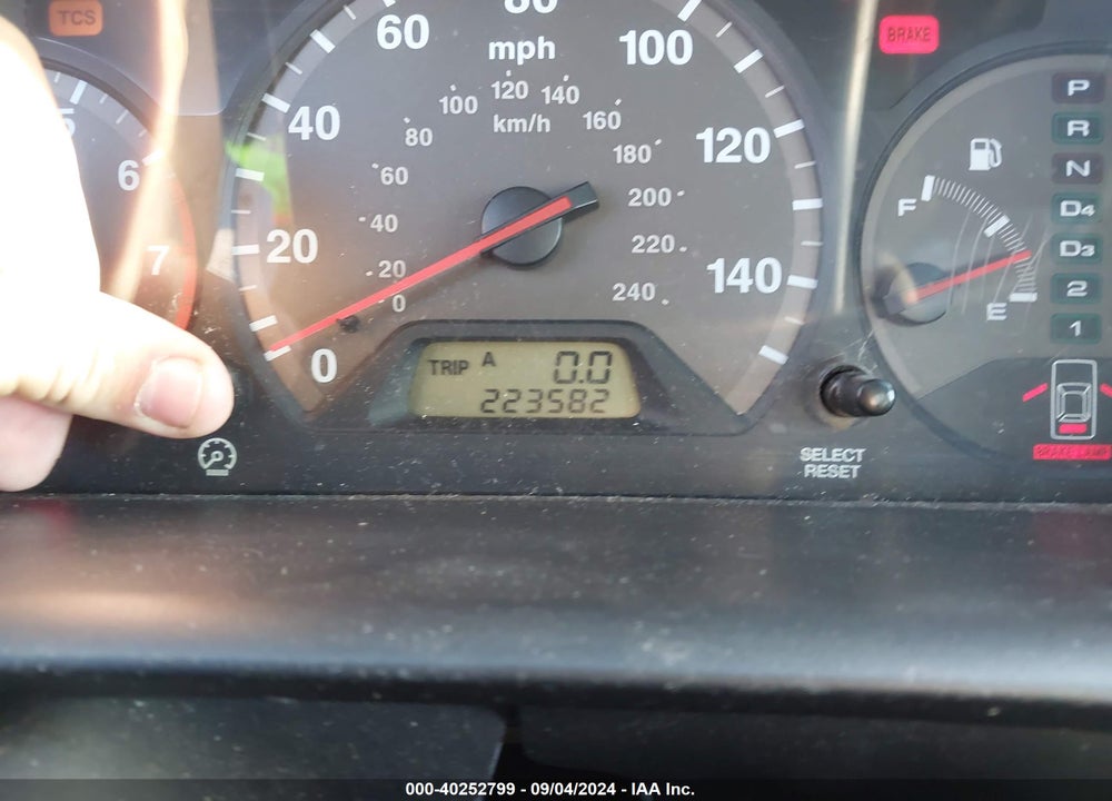 2001 HONDA ACCORD 3.0 EX VIN: 1HGCG22571A011233