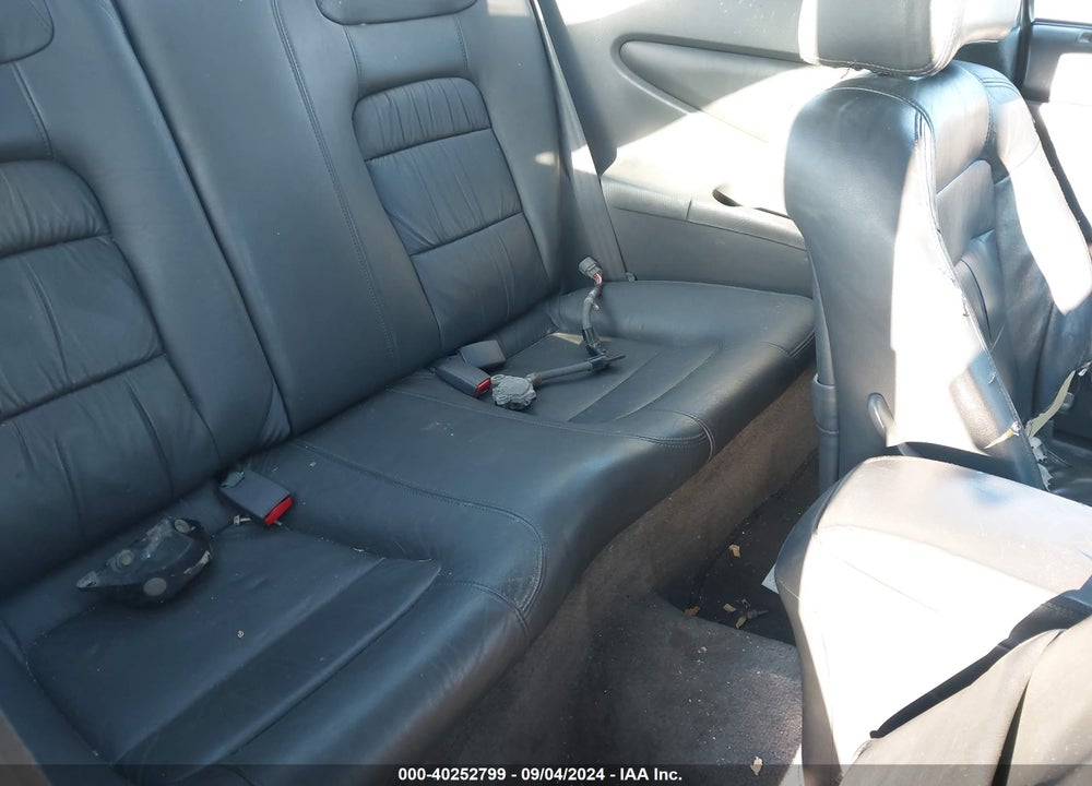 2001 HONDA ACCORD 3.0 EX VIN: 1HGCG22571A011233