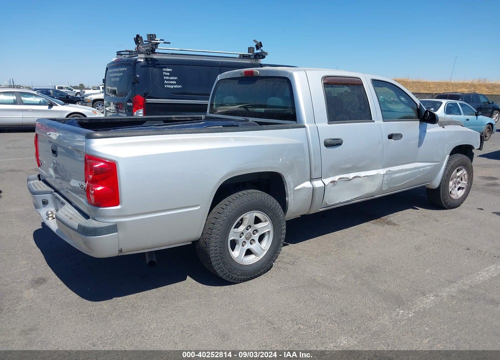 2007 DODGE DAKOTA SLT VIN: 1D7HE48N57S242315